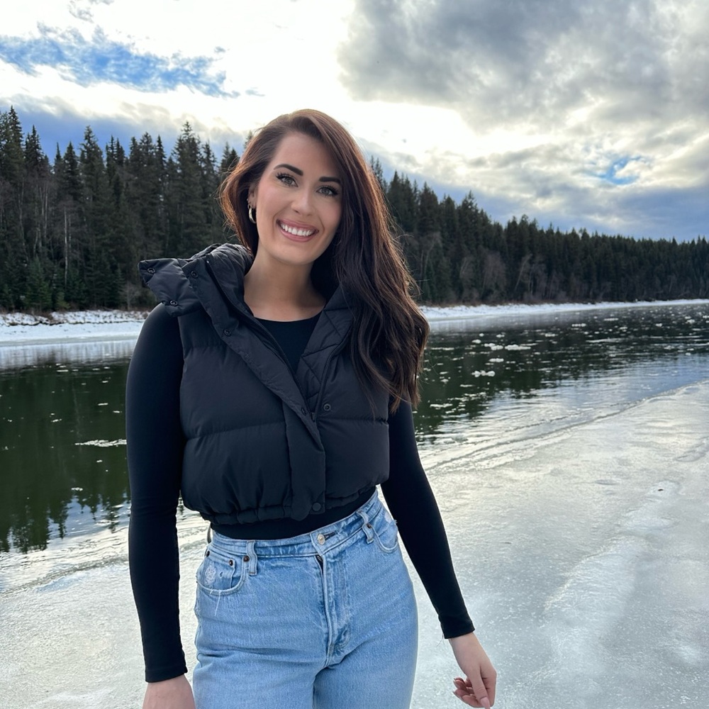 Meet your Posher, Quinn